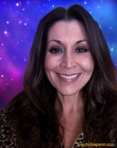 Psychic Medium Lisa Paron, Medium Readings, Tarot Readings, Seer, Best Psychic, Predictions for 2024, World Predictions, Future Predictions